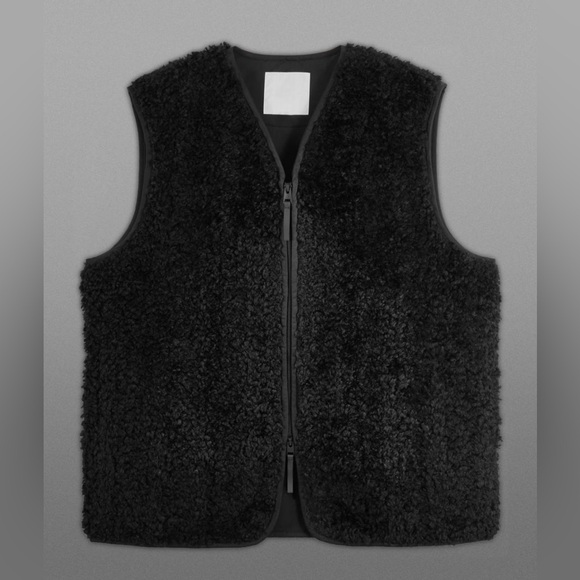 COS THE FAUX SHEARLING LINER VEST Black - Picture 2 of 5